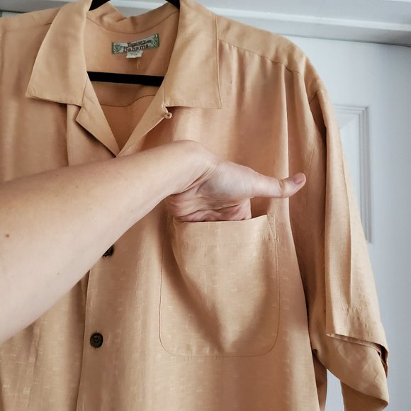 Tommy Bahama Button up shirt - Picture 2 of 10